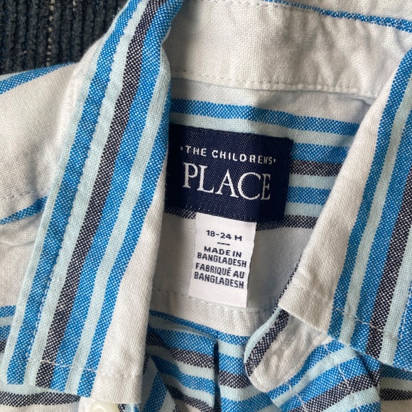 Children’s place button up 18-24m - Picture 2 of 2